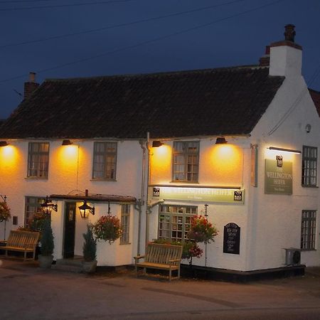 The Wellington Heifer Bed & Breakfast Норталeртън Екстериор снимка