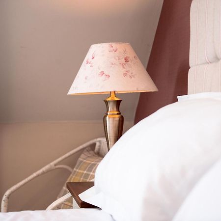 The Wellington Heifer Bed & Breakfast Норталeртън Стая снимка